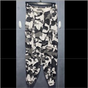 Camo cargo pants